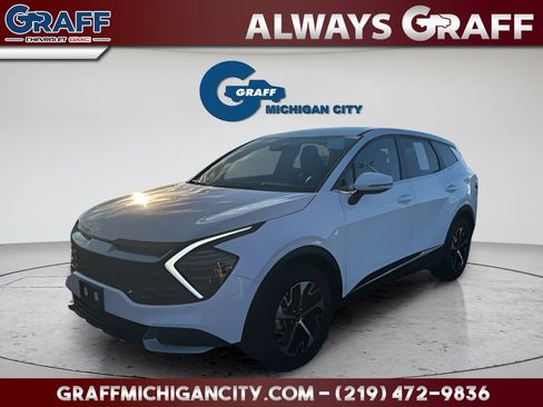 Used 2024 Kia Sportage EX FWD image 1