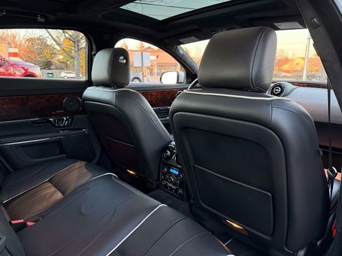 Used 2015 Jaguar XJ Supercharged image 36