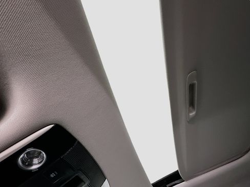 Used 2023 Kia Seltos EX image 27