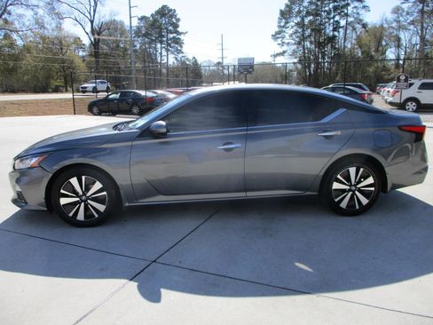 Used 2021 Nissan Altima 2.5 SV image 6