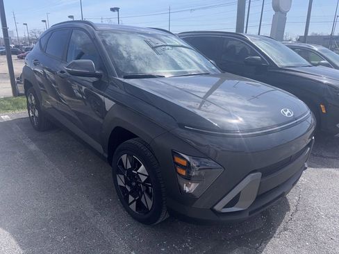 Certified 2024 Hyundai Kona SEL w/ Convenience Package image 2