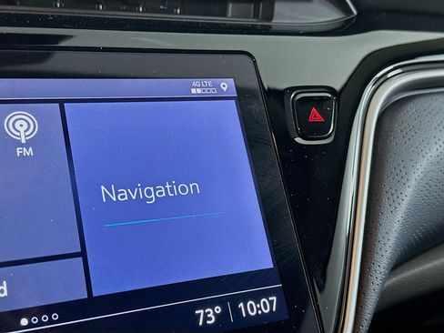 Used 2022 Chevrolet Bolt EUV Premier w/ Sun & Sound Package image 22