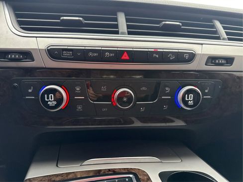 Used 2017 Audi Q7 2.0T Premium image 34