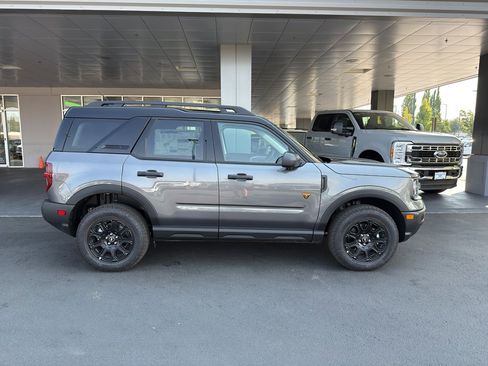 New 2025 Ford Bronco Sport Badlands image 4