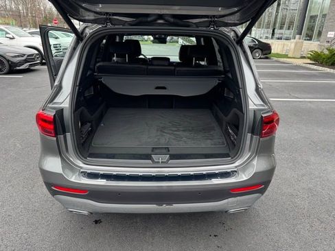 Used 2026 Mercedes-Benz GLB 250 4MATIC image 10