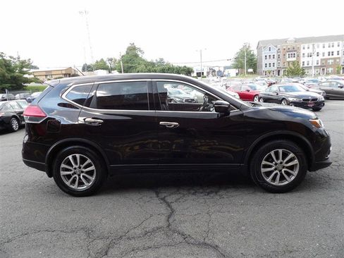 Used 2015 Nissan Rogue S image 8