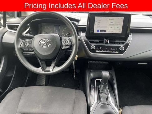 Used 2023 Toyota Corolla LE FWD image 14