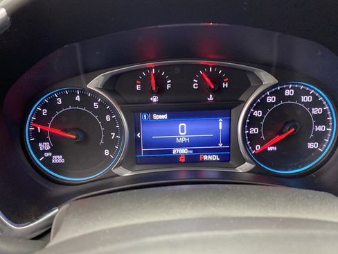 Used 2022 Chevrolet Equinox LT AWD/4WD image 13