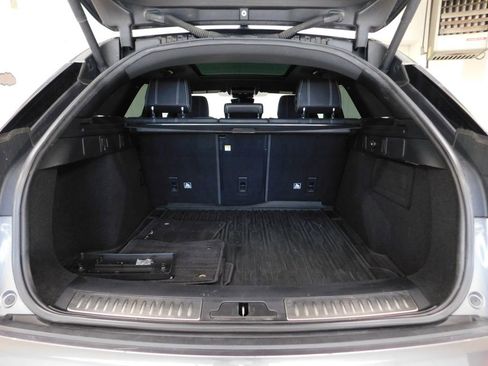 Used 2019 Land Rover Range Rover Velar R-Dynamic SE AWD/4WD image 59