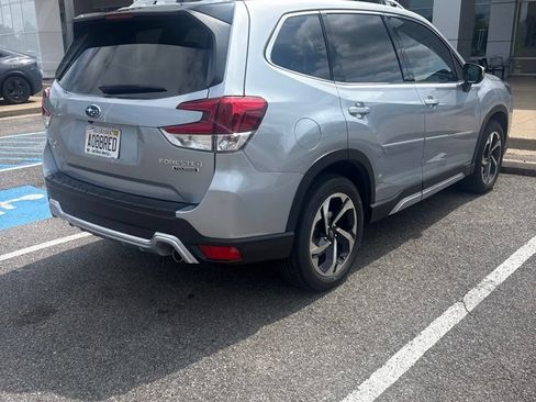 Used 2024 Subaru Forester Touring w/ POP Package 3 AWD/4WD image 5