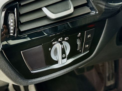 Used 2023 BMW 530i w/ M Sport Package image 9