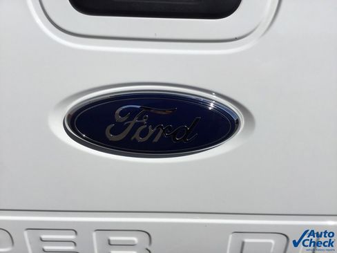 Used 2015 Ford F250 XL w/ Power Equipment Group image 18