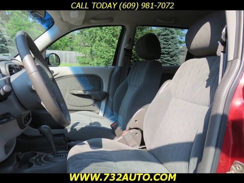 Used 2001 Chrysler PT Cruiser image 26