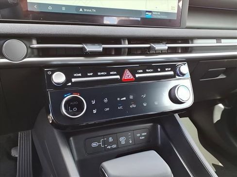 New 2026 Hyundai Santa Cruz Limited AWD/4WD image 16