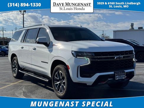 Used 2021 Chevrolet Suburban Z71 w/ Z71 Signature Package image 1