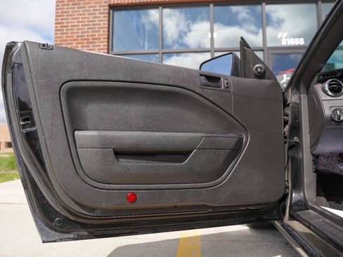 Used 2007 Ford Mustang GT image 9