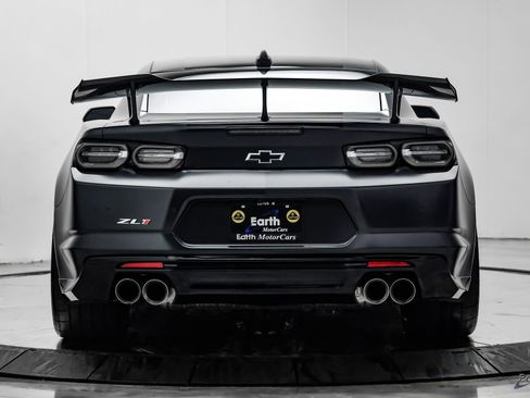 Used 2024 Chevrolet Camaro ZL1 RWD image 12