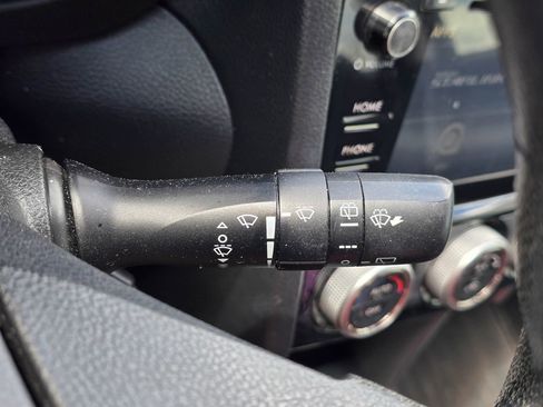 Used 2017 Subaru Forester 2.5i Premium image 22