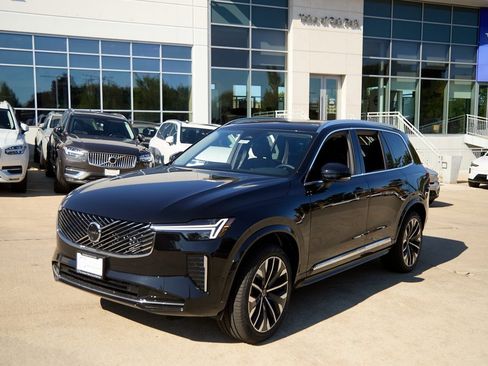 New 2026 Volvo XC90 B6 Plus w/ Protection Package Premier image 6