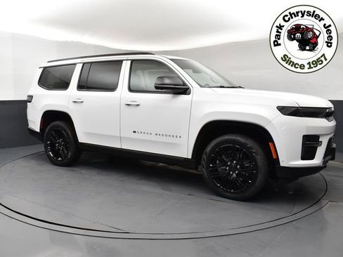 New 2026 Jeep Grand Wagoneer Limited AWD/4WD image 1