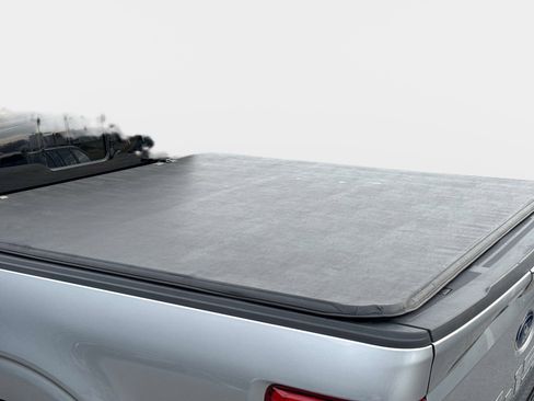 Used 2022 Ford F150 Lariat image 14