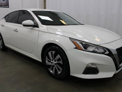 Used 2020 Nissan Altima 2.5 S image 5