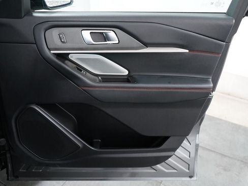 Certified 2025 Ford Explorer ST AWD/4WD image 26