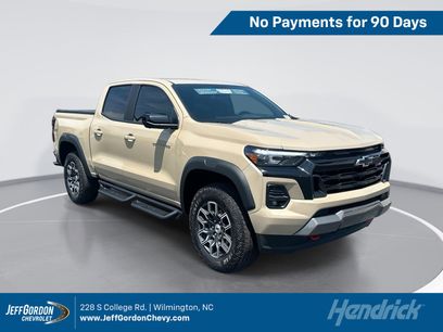 Used 2024 Chevrolet Colorado Z71 w/ Z71 Convenience Package 2