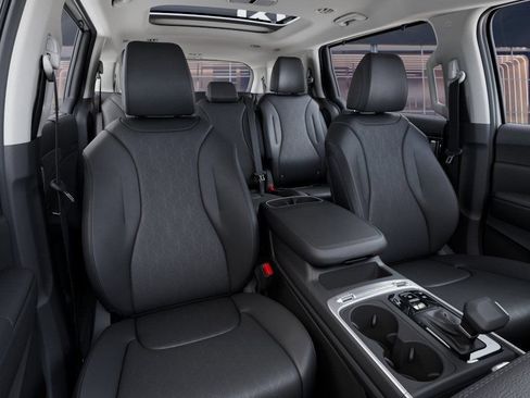 New 2026 Kia Carnival SX w/ SX Dark Edition Package FWD image 14
