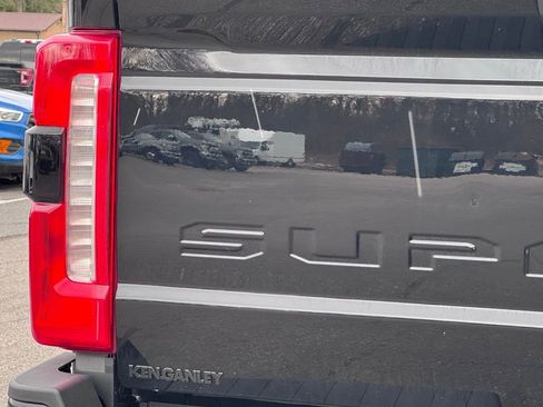 Certified 2023 Ford F250 XL w/ STX Appearance Package image 11