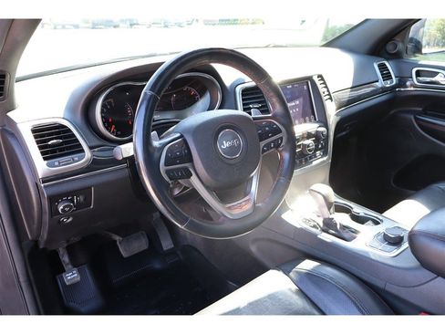 Used 2018 Jeep Grand Cherokee Trailhawk w/ Trailhawk Luxury Group AWD/4WD image 13