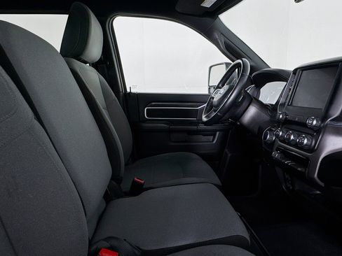 Used 2024 RAM 2500 Big Horn w/ Bed Utility Group image 28