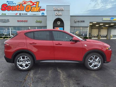 New 2024 Dodge Hornet R/T Plus w/ Tech Pack Plus w/o Parking image 2