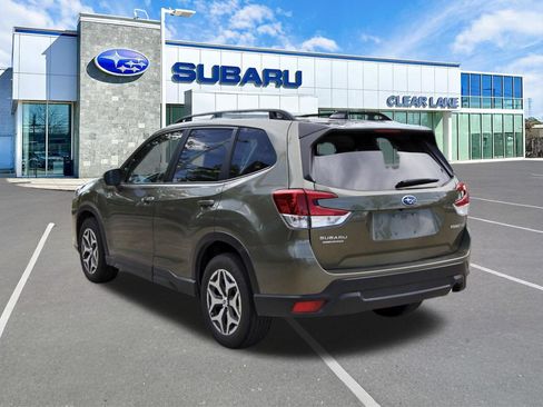Used 2024 Subaru Forester Premium AWD/4WD image 4