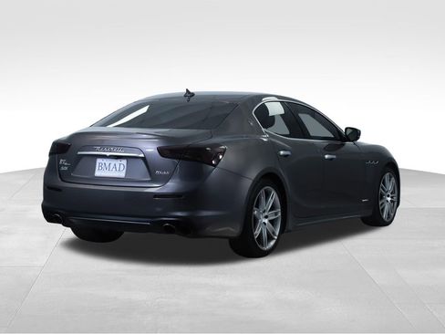 Used 2018 Maserati Ghibli S GranLusso image 11