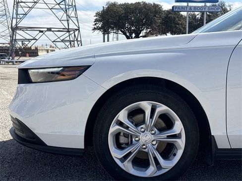 Used 2025 Honda Accord LX image 5