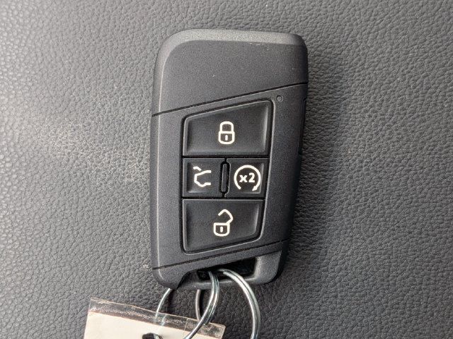 Used 2024 Volkswagen Taos SEL AWD/4WD image 30