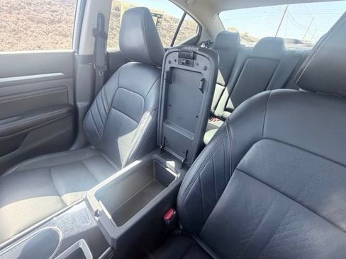 Certified 2023 Nissan Altima 2.5 SR w/ SR Premium Package FWD image 17