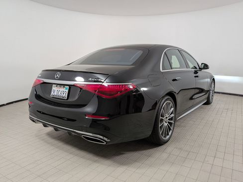 Used 2024 Mercedes-Benz S 580 4MATIC Sedan image 9