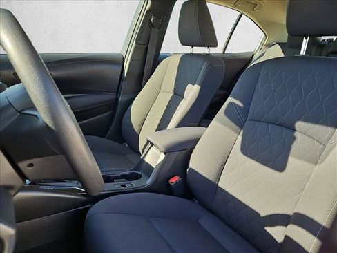 Certified 2023 Toyota Corolla LE image 10
