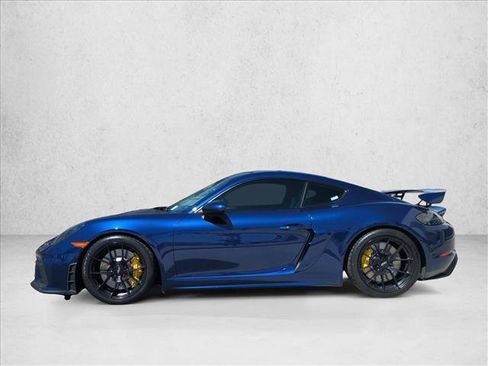 Used 2020 Porsche 718 Cayman GT4 RWD image 9