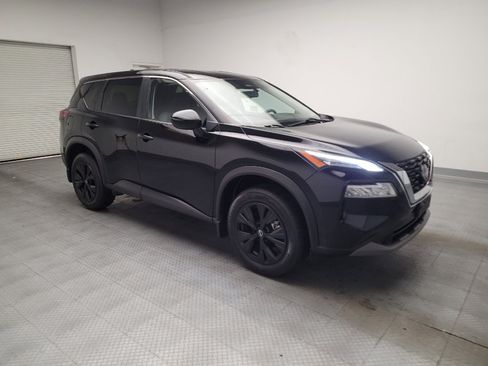 Used 2023 Nissan Rogue SV FWD image 11