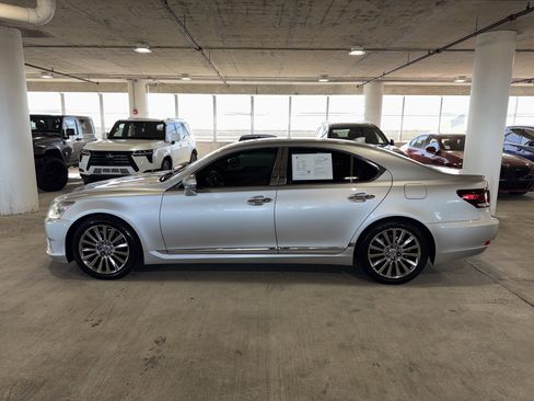 Used 2014 Lexus LS 460 image 5