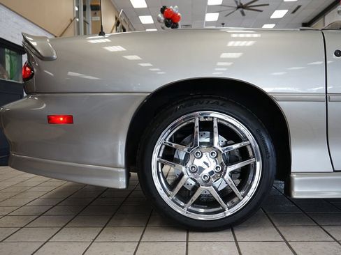 Used 2002 Chevrolet Camaro Z28 w/ Sport Appearance Pkg RWD image 65