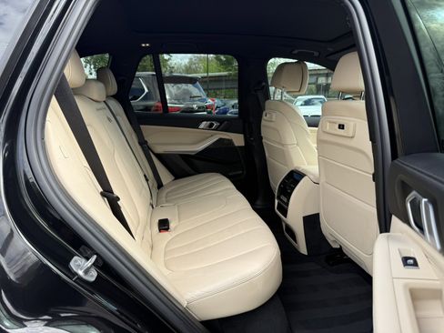 Used 2022 BMW X5 xDrive40i image 21