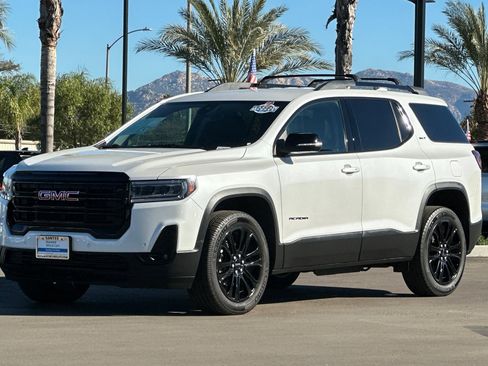 Used 2022 GMC Acadia SLT w/ Elevation Edition image 8