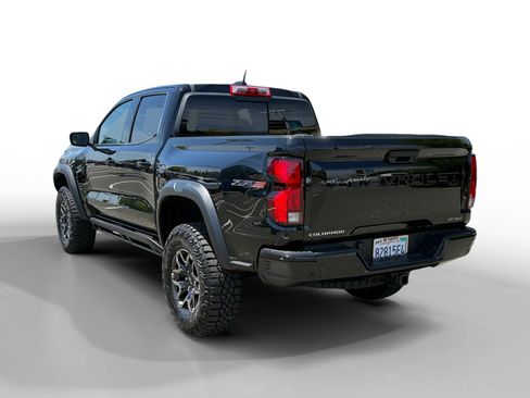 Used 2024 Chevrolet Colorado ZR2 w/ Safety Package AWD/4WD image 3