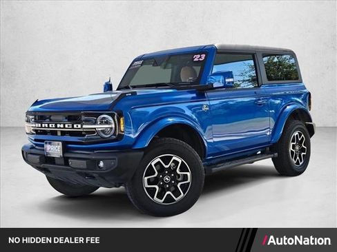 Used 2023 Ford Bronco Outer Banks AWD/4WD image 1