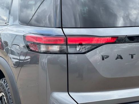 Used 2023 Nissan Pathfinder Rock Creek image 7