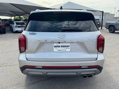 Used 2025 Hyundai Palisade SEL FWD image 5